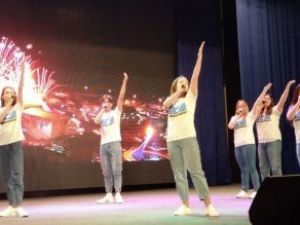 В Алдане отметили День России