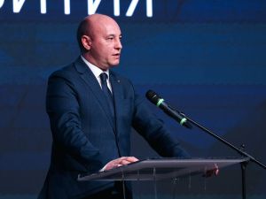 Айсен Николаев принял участие в форуме «Будущее алмазных городов» в Мирном