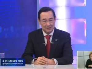 Айсен Николаев жестко раскритиковал чиновников