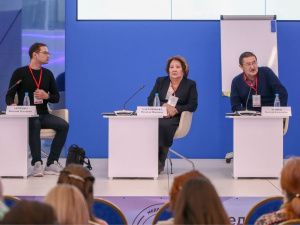 Участникам медиашколы презентовали общероссийскую литературную премию «Дальний Восток»