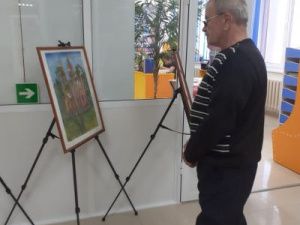 Детская картинная галерея  АДШИ им. А.Т. Никитина выставила работы юных художников в залах детской библиотеки