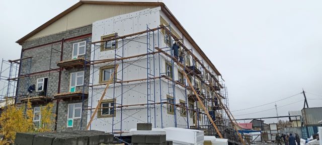 Дмитрий Садовников поручил до конца года ввести отстающие объекты по программе переселения