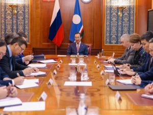 Айсен Николаев поставил новые задачи перед руководством Правительства и Администрации региона