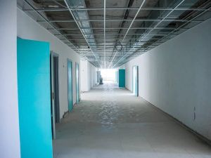 Айсен Николаев проверил ход строительства самой большой школы республики