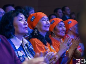 Государственные награды вручили воинам-якутянам на II Антифашистском форуме в Якутске