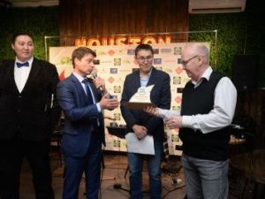 Афанасий Максимов спасает журналиста от «беленькой»?