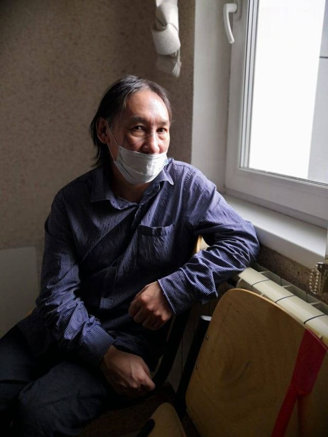 «Шаману» Габышеву люди ящиками присылают сгущенку. Психбольнице пришлось ее утилизировать