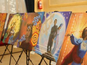 Выставка якутской художницы Миры Аргуновой «Многоликая Россия» открылась в Общественной палате России