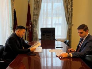 Леонид Спиридонов обсудил развитие спорта в Якутии с заместителем министра спорта России