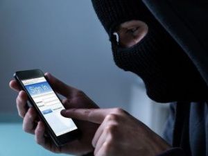 В Якутии мошенники обманули владельца магазина на 124 тысячи рублей