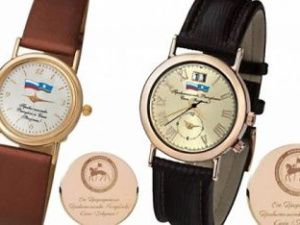 Глава Якутии отказался от золотых часов