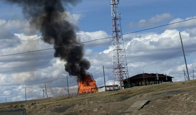 Пора менять министра культуры или Сгорел бесхозный новодел — мнение