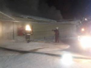 В Бердигестяхе перед открытием сгорел магазин