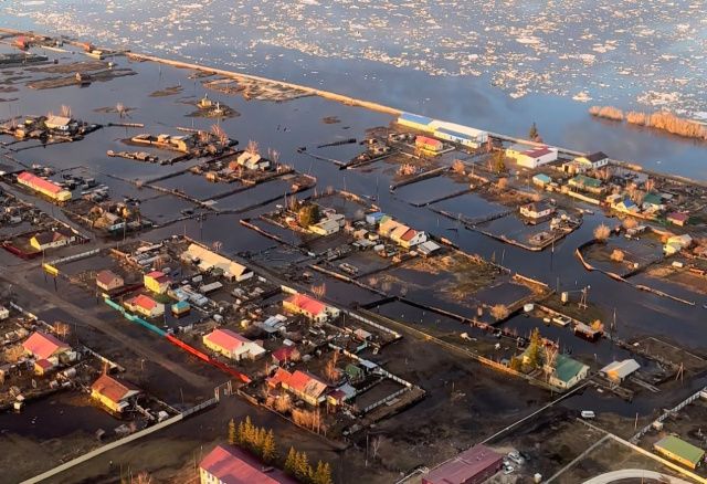 Еще более 150 миллионов рублей направят пострадавшим от паводка в Якутии