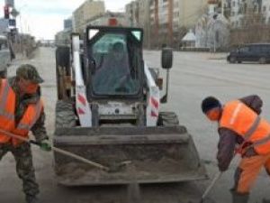 Плановая уборка пыли и ямочный ремонт улиц в Якутске на 30 апреля