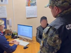 С подозреваемым в убийстве четырех человек в Якутии проводятся следственные действия