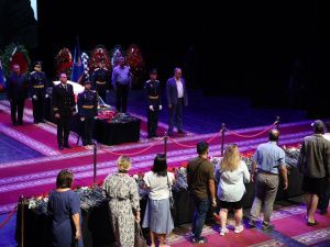 Фото: в Якутске прощаются с Михаилом Николаевым