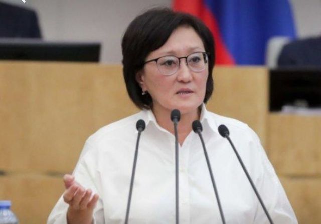 Депутат Госдумы РФ Сардана Авксентьева прокомментировала решение Путина продавать газ за рубли