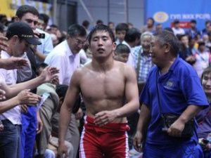 Борец Тимур Пестерев: "Наши борцы психологически не тянут!"