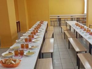 Бесплатное питание учащихся семей участников СВО организовано во всех школах Якутска