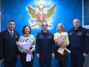 В День Героев Отечества в УФСИН вручили медали женам сотрудников – участников специальной военной операции