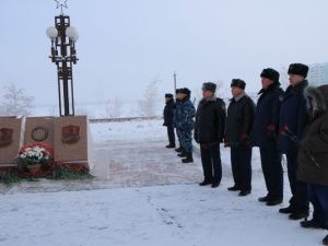 В День воинской славы сотрудники УФСИН почтили память погибших в блокадном Ленинграде 