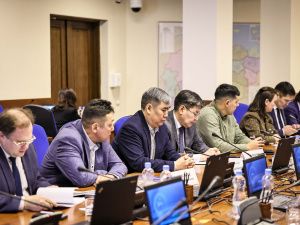 Премьер-министр Якутии Кирилл Бычков провел совещание по вопросам строительства межвузовского кампуса в столице республики