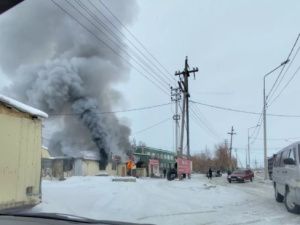 В Якутске при пожаре в кафе погибла женщина