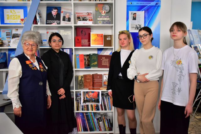 КОМСОМОЛУ ЯКУТИИ — 105 ЛЕТ!