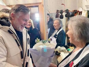 Труженику тыла вручили юбилейную медаль