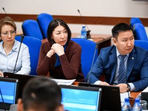 Глава Якутии проверил итоги работы «Сахатранснефтегаза» за год