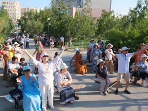 В АртАтриуме Дома дружбы народов прошла танцевально-развлекательная программа «Летняя мозаика»