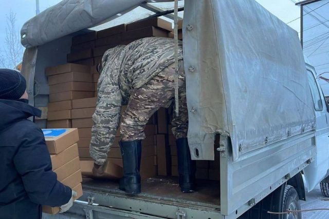 Бойцам СВО из Якутии доставляют продуктовые наборы к Новому году