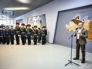 Известный писатель Николай Стариков провел авторскую экскурсию в историческом парке Якутска