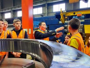 Учащиеся школ Алданского района познакомились с профессией железнодорожника