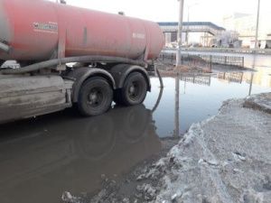 Городские службы продолжают противопаводковые мероприятия в усиленном режиме