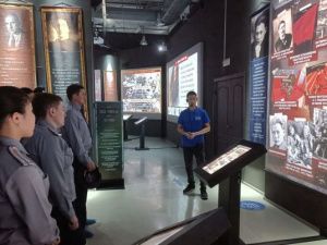 Сотрудники УФСИН побывали на мультимедийной выставке о Великой Отечественной войне