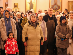 Айсен Николаев принял участие в Рождественской литургии в Преображенском кафедральном соборе
