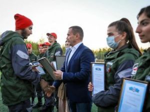 В Якутске чествовали добровольцев Общественного народного фронта