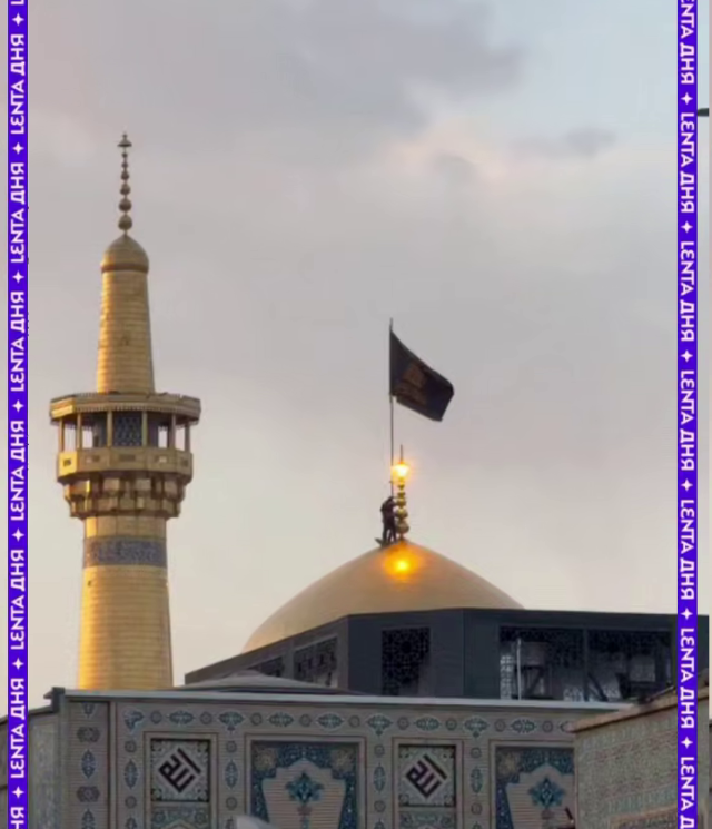 Черный флаг над мечетью и война: последствия смерти Али Хаменеи