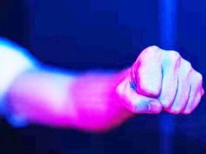 Любовь зла - простишь и ... тирана