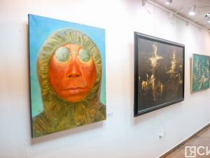 Выставка художника Михаила Старостина открылась в Якутске