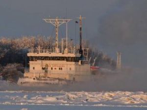 Сроки открытия ледовых переправ и автозимников в Якутии были скорректированы из-за теплой погоды 