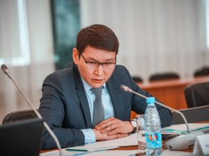 Министр транспорта Якутии называл причины приостановки автобусных рейсов