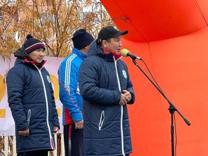 В Якутске в «Кроссе наций - 2024» приняли участие около 2 тысяч человек