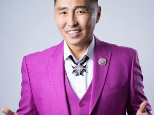 Александр Бурнашев уволился из Государственного театра эстрады Якутии