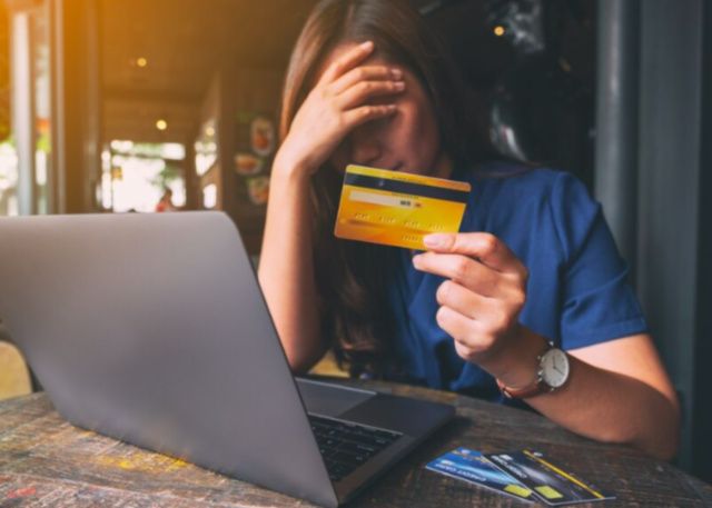 Жительница Якутии взяла кредит под залог недвижимости и "инвестировала" мошенникам свыше 4,5 млн рублей