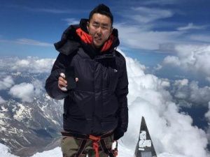 Фотофакт: Сын председателя Гордумы Якутска покорил Эльбрус