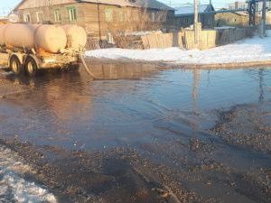 В Якутске продолжают откачку и противопаводковые мероприятия
