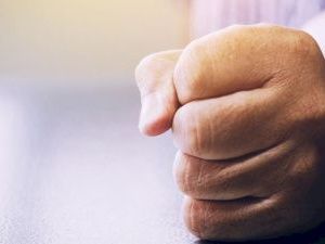 Двое якутян вымогали у знакомого 200 тысяч рублей. Вынесен приговор